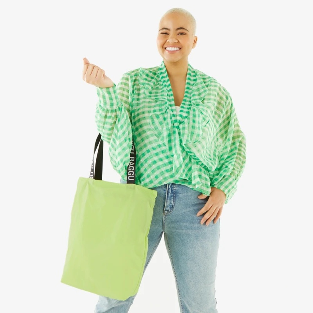 Baggu Ripstop tote in lime 🍋‍🟩